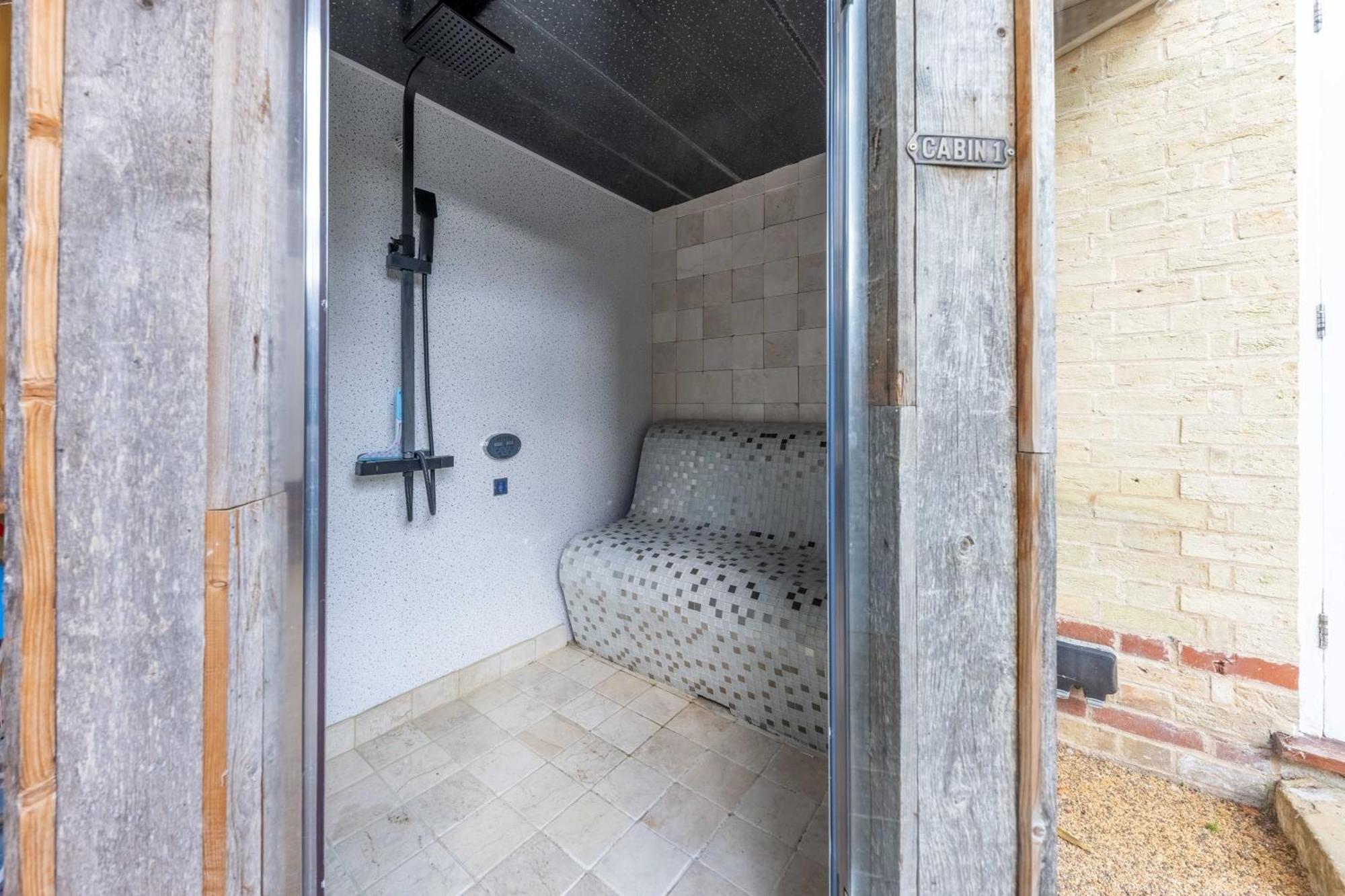 Apartment Pmb Luxury Norwich