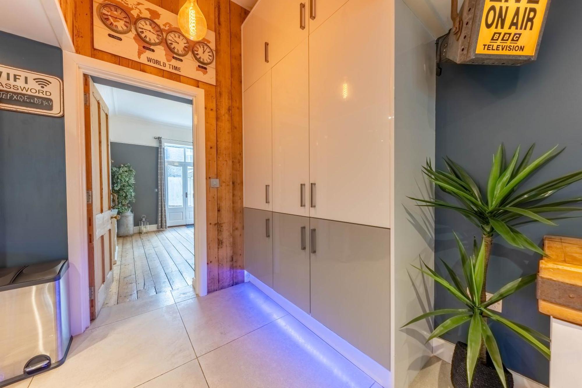 Apartment Pmb Luxury *