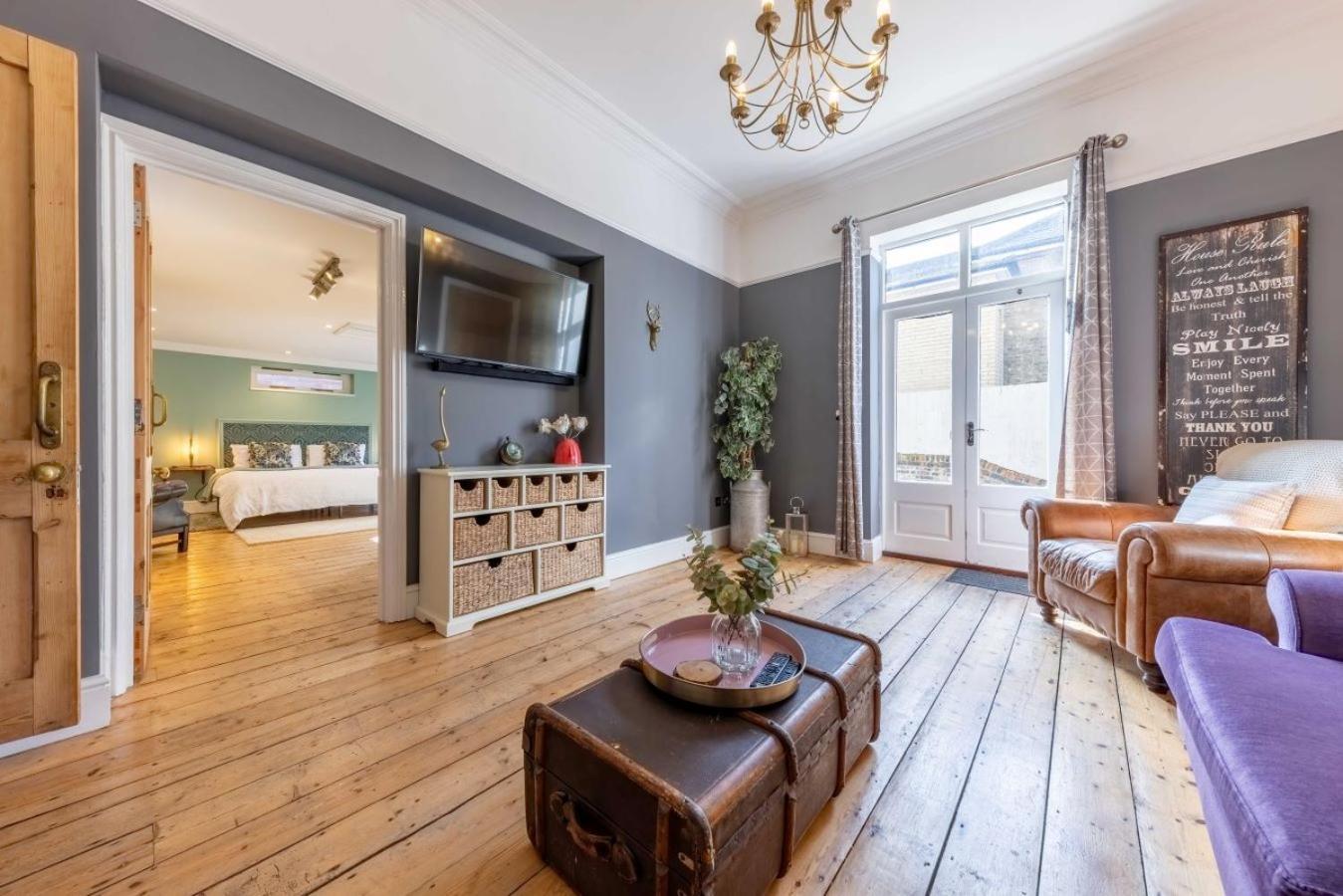 Pmb Luxury Norwich